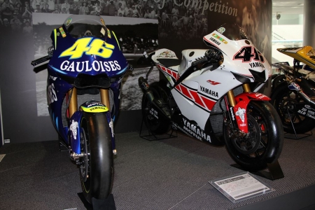 YamahaCPlaza_MotoGP003.jpg