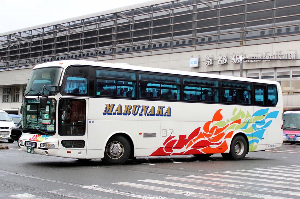 丸中観光バス か6411