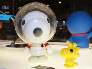 BAPE VCD SNOOPY AND WOODSTOCK
