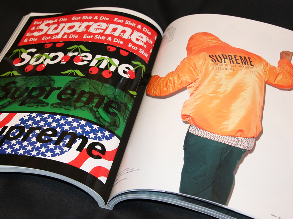 雑誌の付録はSUPREMEボックスロゴステッカー SENSE2014年11月号発売