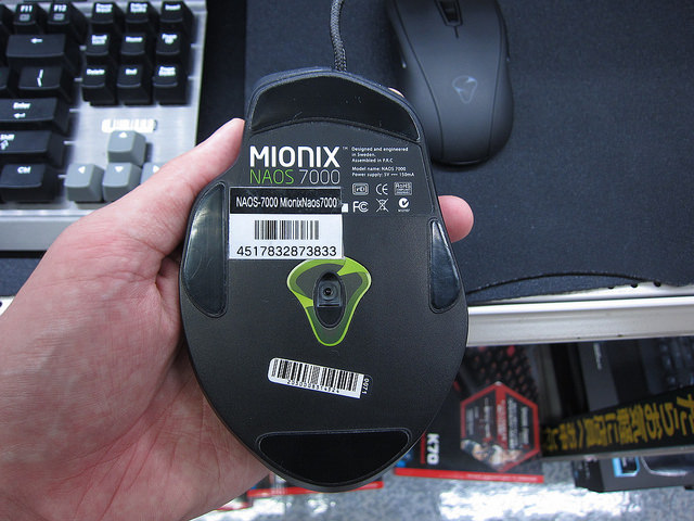 マウス】Mionix 『NAOS 8200 / NAOS 7000』 レビューチェック - ヲチモノ